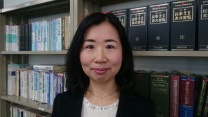 小笠原里夏弁護士